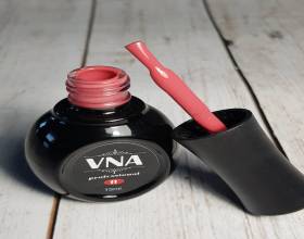 VNA Red 11