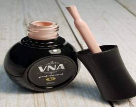 VNA Nude 07