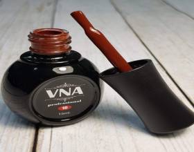 VNA Red 10