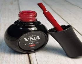 VNA Red 02