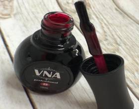 VNA Red 23